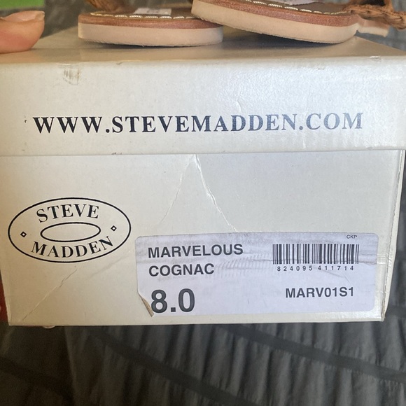Steve Madden tan sandals - Picture 3 of 4